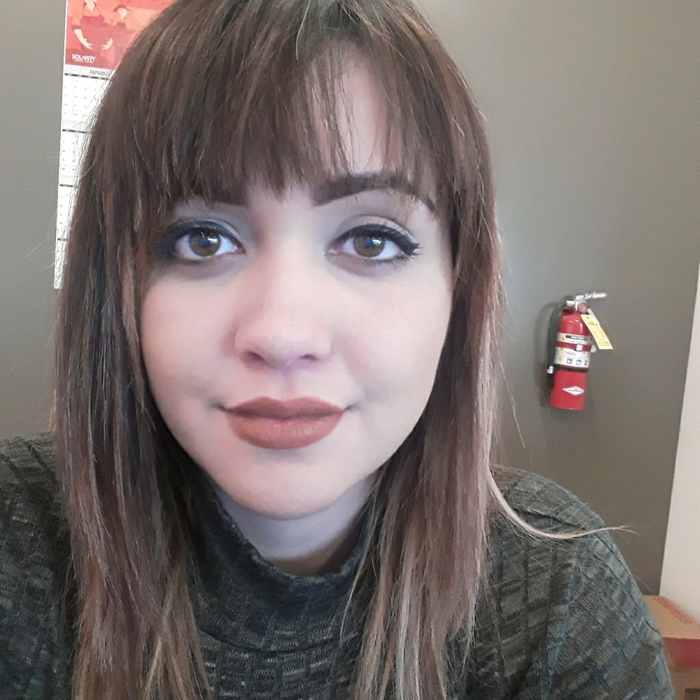 Meet your Posher, Araceli